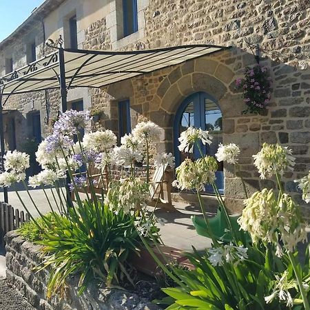 Le Douetaux Chambres D'Hotes La Baussaine Buitenkant foto
