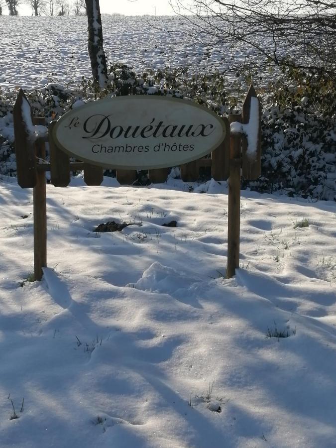 Le Douetaux Chambres D'Hotes La Baussaine Buitenkant foto
