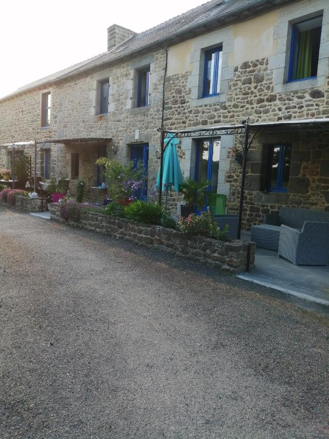 Le Douetaux Chambres D'Hotes La Baussaine Buitenkant foto