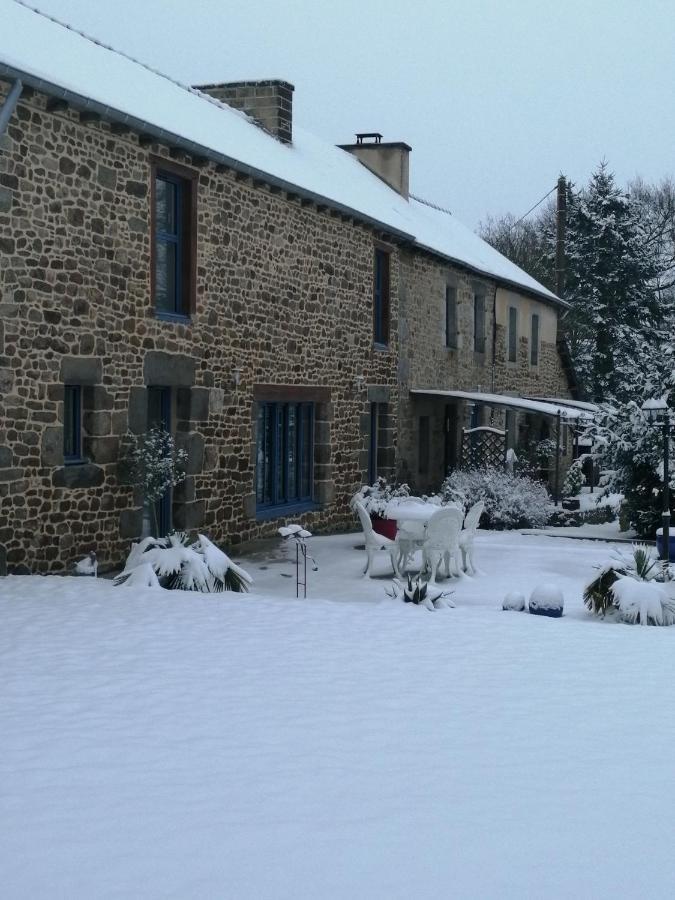 Le Douetaux Chambres D'Hotes La Baussaine Buitenkant foto
