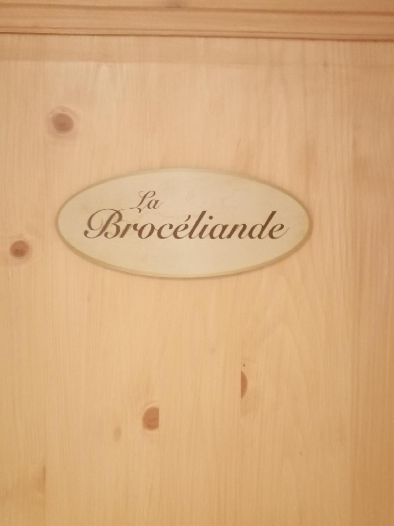 Le Douetaux Chambres D'Hotes La Baussaine Kamer foto